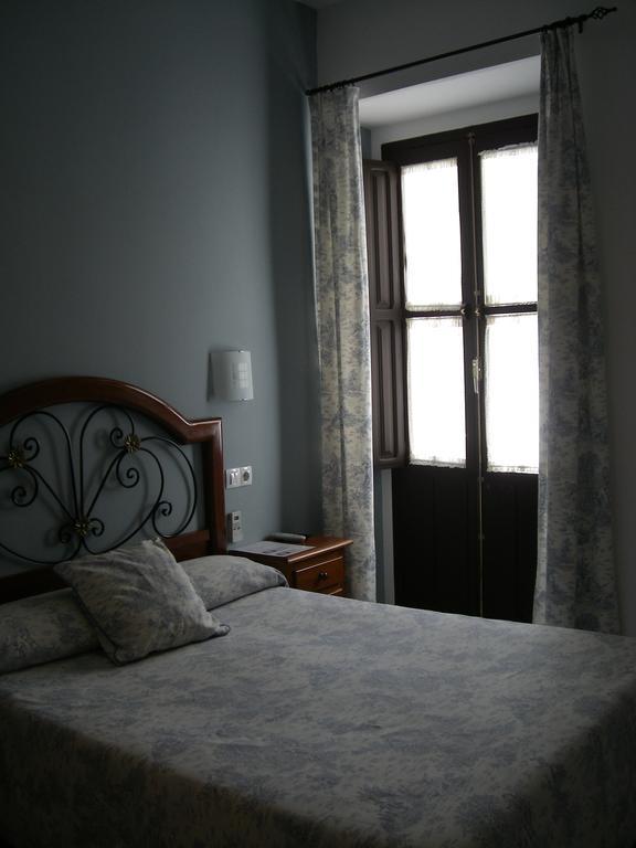 Hostal Azahar Kordoba Bagian luar foto