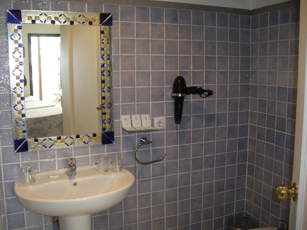Hostal Azahar Kordoba Ruang foto
