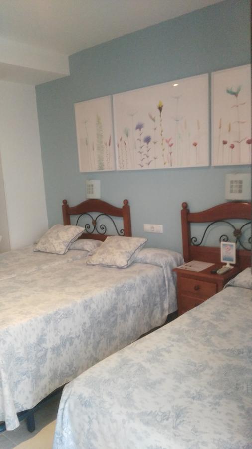 Hostal Azahar Kordoba Bagian luar foto