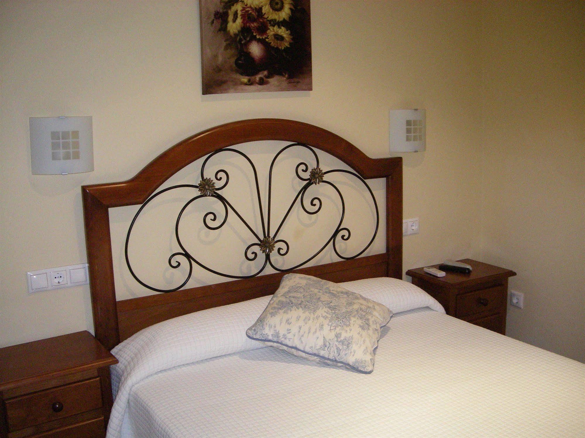 Hostal Azahar Kordoba Bagian luar foto