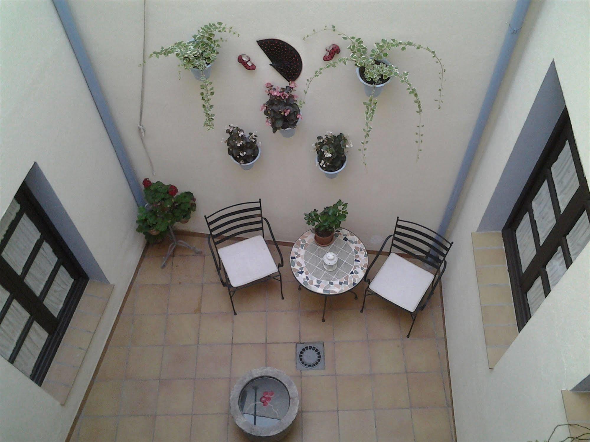 Hostal Azahar Kordoba Bagian luar foto