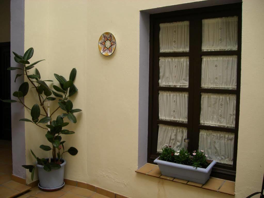 Hostal Azahar Kordoba Bagian luar foto